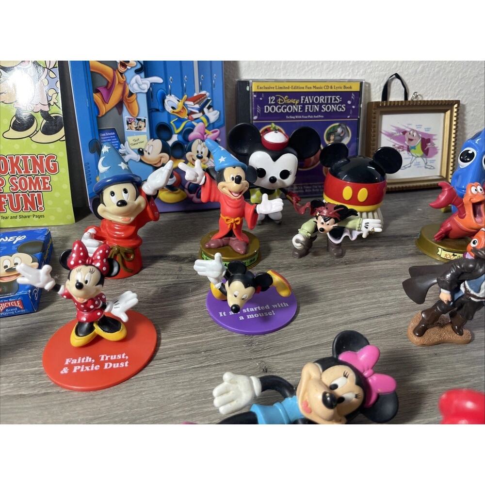 Huge Disney Vintage Character Toy Lot Mixed Collection - Mickey, Finding Nemo,